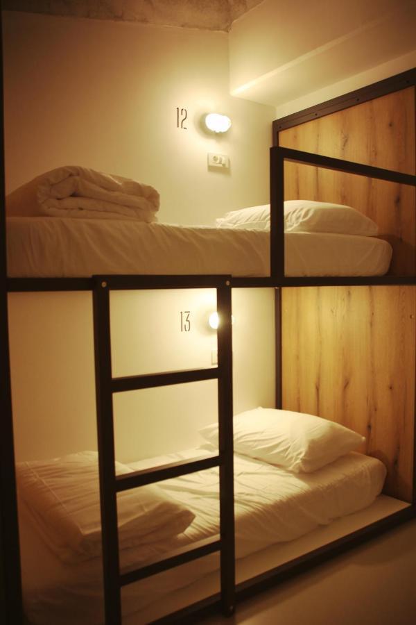 Garage Hostel Nova Gorica Eksteriør billede